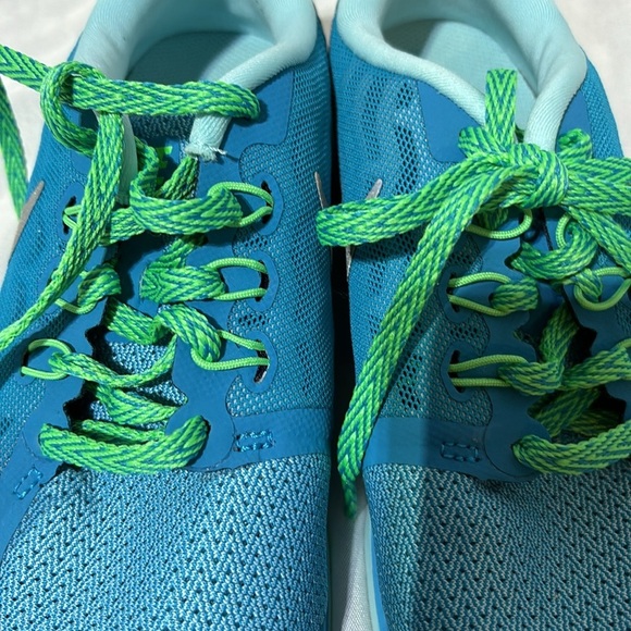 Nike Blue Lagoon Free Ultra Light Mesh Sneakers Size 4.5Y - Picture 4 of 4